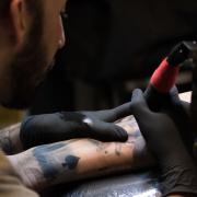 association-tatouage-partage-premiere-ecole-tatouage-afrique-nord