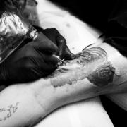 association_tatouage_partage_obtention_statut_artisan